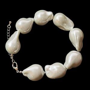 ✨Elegant White Crystal Pearls Bracelet